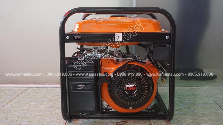 Máy phát điện Kamastsu 6900CX sử dụng động cơ xăng 13HP